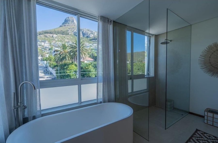 To Let  Bedroom Property for Rent in Bantry Bay Western Cape